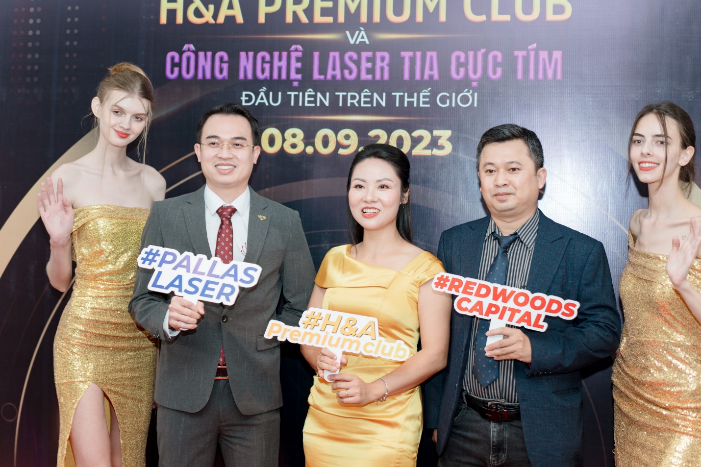 Bác sĩ Phạm Minh Trường hé lộ “bạn đồng hành” trong điều trị bạch biến - 5