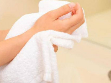 Thiếu nữ 14 tuổi bỗng viêm nặng vùng nhạy cảm, không ai ngờ thủ phạm là chiếc khăn 5 người dùng...