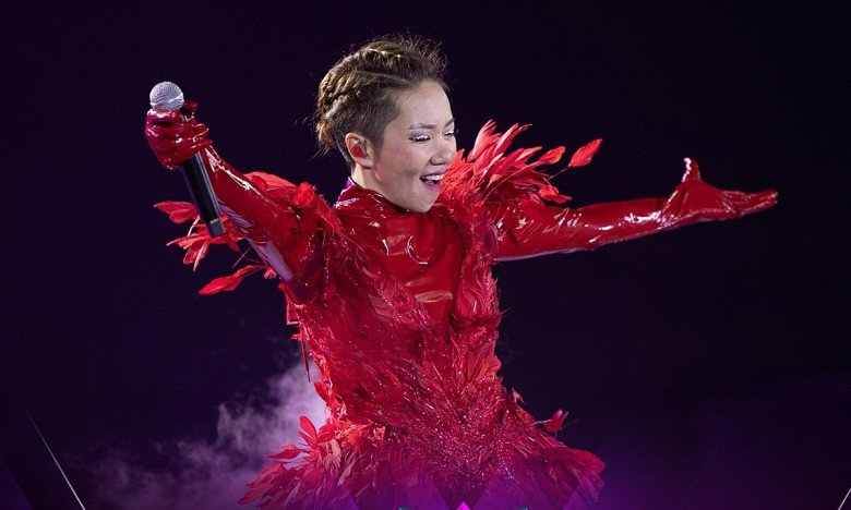 View - Không phải Hoàng Thùy Linh, nàng "Phượng Hoàng Lửa” này được bao người ngưỡng mộ, lấy chồng nhờ mai mối