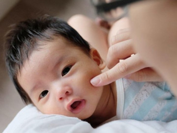 Bổ sung canxi cho trẻ sơ sinh như thế nào là đúng cách?