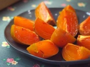 Bà bầu - Loại quả ruột như lòng đào cả năm mới có 1 vụ, giá 120.000 đồng/kg, khi ăn phải xúc bằng thìa tốt thế nào với bà bầu