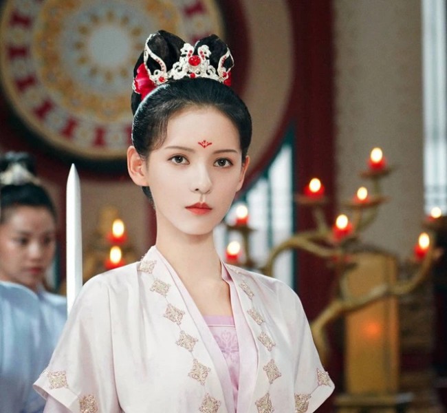 amp;#34;Búp bêamp;#34; Gió Nam Hiểu Lòng Tôi: Từng hẹn hò thiếu gia tỷ đô xứ Trung, vướng nghi vấn dao kéo - 7