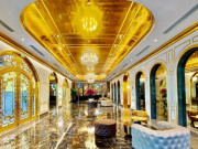 Tin tức - Chân dung đại gia Việt có biệt danh lạ, từng đạp xích lô giờ giàu sụ, chủ tòa nhà dát vàng nổi tiếng