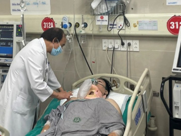 Vụ cháy chung cư mini ở Hà Nội: Còn 1 bệnh nhân thở máy, chỉ số sinh tồn chưa cải thiện