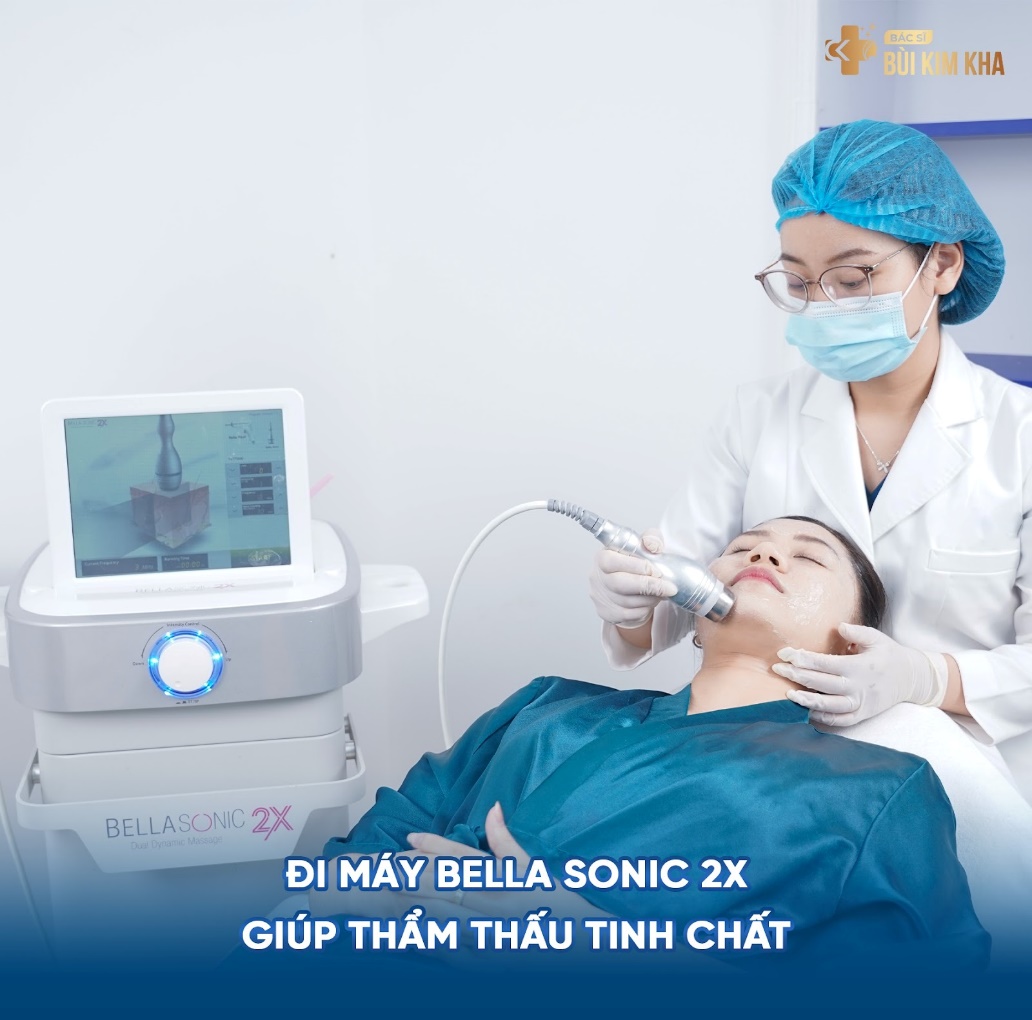 Bác sĩ thẩm mỹ Kim Kha giúp chị em duy trì vẻ xuân sắc của làn da  - 4