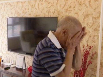Vợ mất 23 ngày cụ ông 74 tuổi đã đi tìm vợ mới, các con phản đối dữ dội