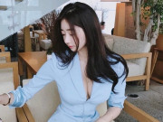 Thời trang - Phát hiện nhiều người đẹp công sở mặc đồ đi làm, o ép đường cong đến ngượng