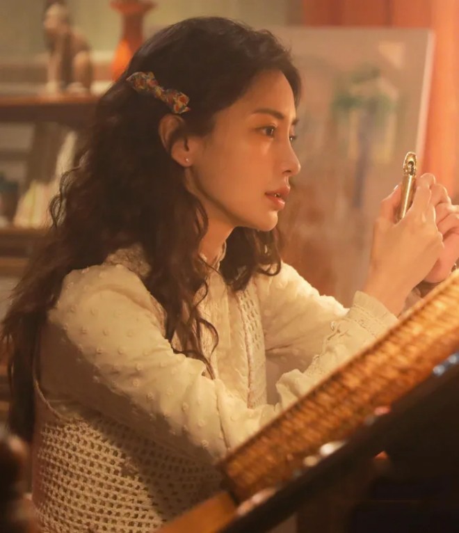 Angelababy ngày càng tụt dốc sự nghiệp hậu ly hôn.