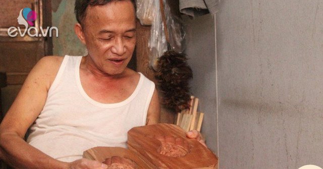 Gallery - Người cuối cùng ở phố cổ giữ hồn cho bánh trung thu và tiết lộ mánh khóe kinh doanh ít người biết