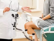 Sức khỏe - Vợ vừa sinh con thứ 4 đã đến phòng khám sản, bác sĩ nói một câu chồng liền đáp: "Tôi không muốn vợ thành bà già"