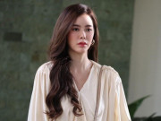 Bà bầu - Đi làm về gặp bố và chị dâu nói chuyện với người lạ, tôi mách mẹ làm lộ bí mật được giấu kín