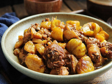 Hạt này rất giàu đạm, có hoạt chất chống viêm, đem nấu với thịt gà độ bổ tăng nhiều lần