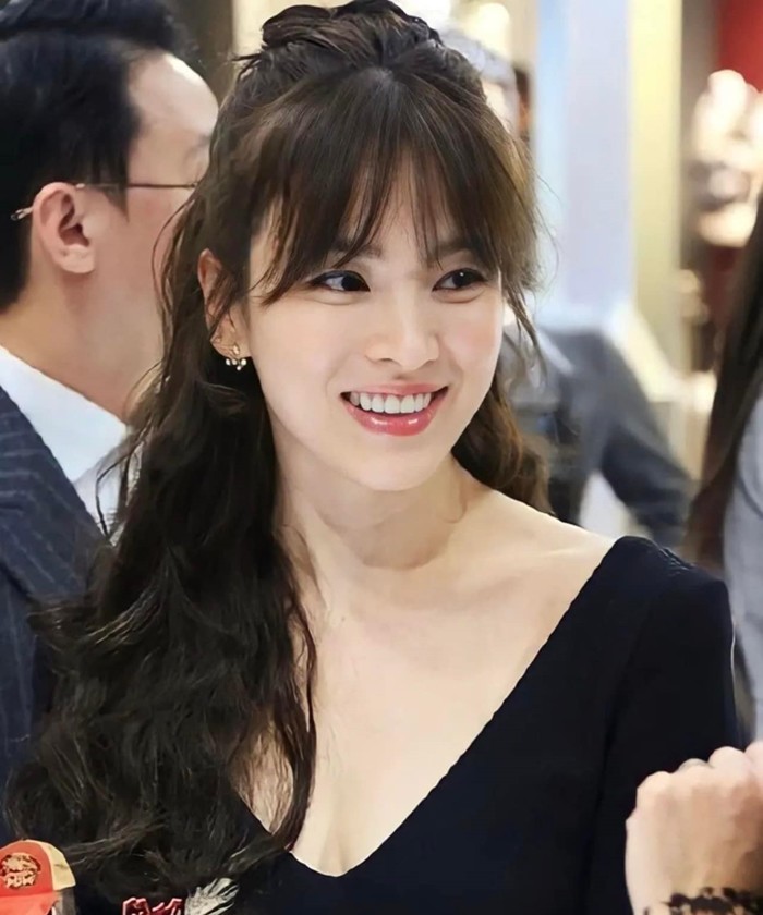 amp;#34;Dứtamp;#34; được Song Joong Ki, cuộc đời Song Hye Kyo nở hoa, dù tự thấy mình già, diễn amp;#34;một màuamp;#34; - 5