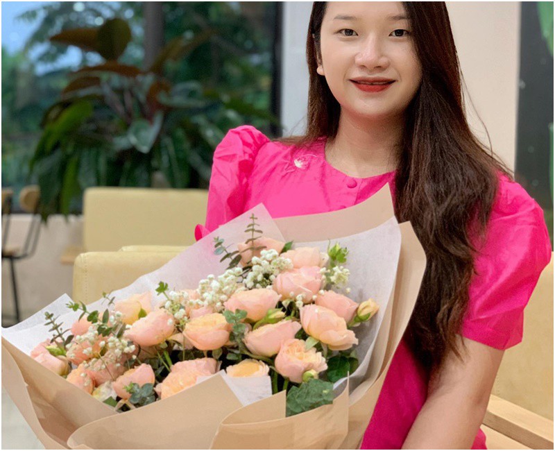 Khi chị Nguyễn Thị Tuyết Chinh, 27 tuổi ở Hưng Yên khoe những loại sữa hạt đa dạng tự làm để uống trong thời gian mang bầu thai đôi lên mạng xã hội đã ngay lập tức thu hút được sự chú ý của rất nhiều mẹ.
