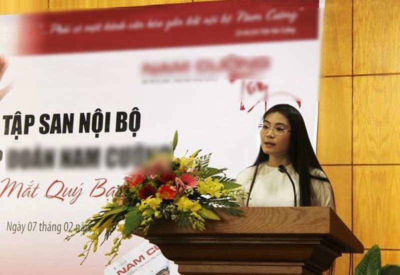 

Đầu năm 2013, với vai trò là trưởng ban biên tập, Quỳnh Ngọc và đội ngũ cán bộ, nhân viên của tập đoàn đã cùng nhau cho ra mắt tập san nội bộ của doanh nghiệp.
