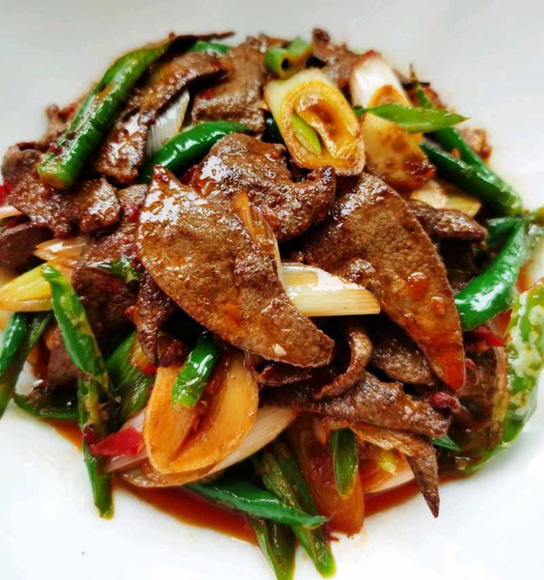 View - Thứ này của lợn vitamin A gấp 51 lần dưa hấu, nước ta bán 35.000đ/kg, nhiều người chê bẩn không ăn