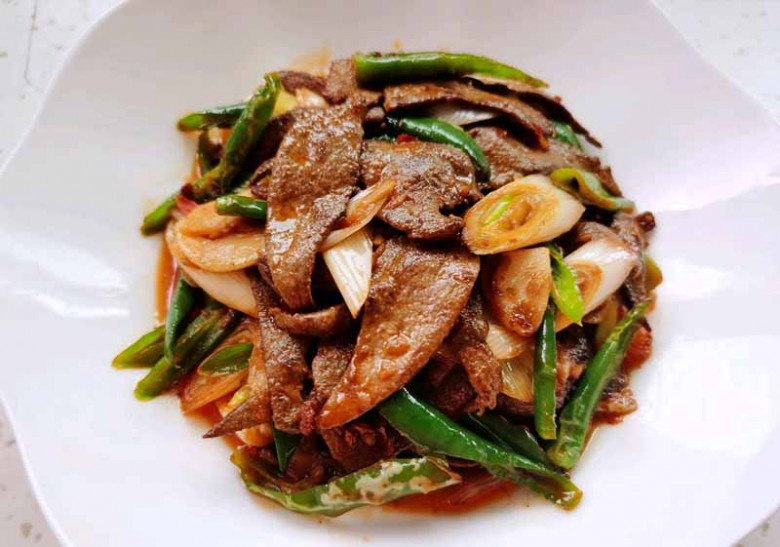 View - Thứ này của lợn vitamin A gấp 51 lần dưa hấu, nước ta bán 35.000đ/kg, nhiều người chê bẩn không ăn