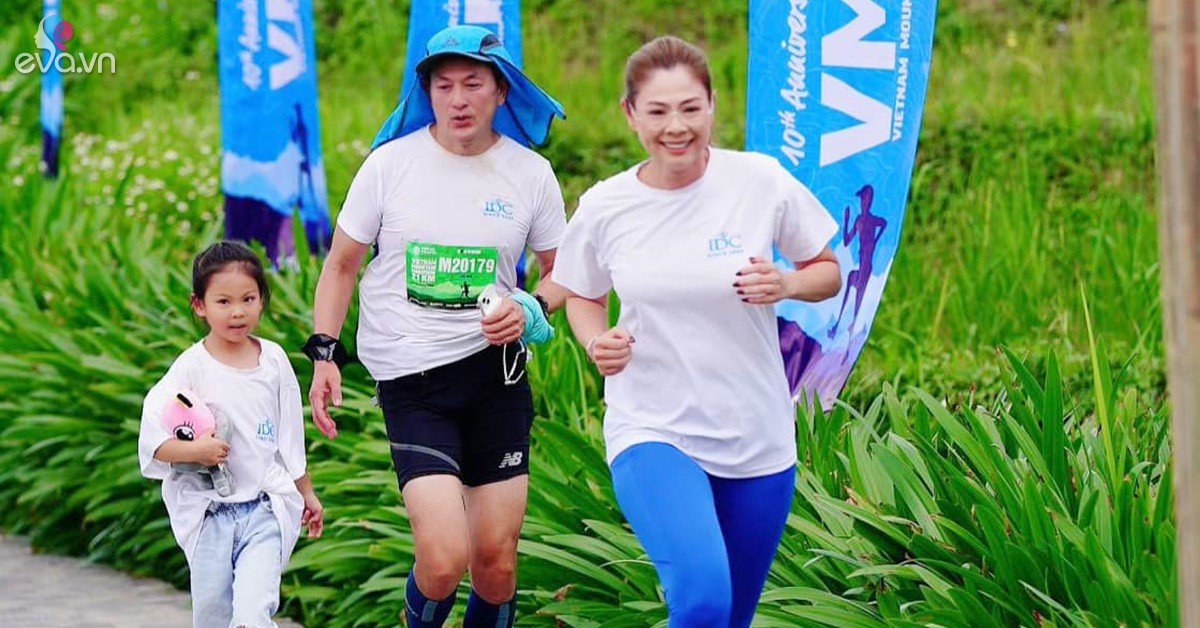 View - Thanh Thảo cho con nghỉ học 1 tuần ở Mỹ, về Việt Nam tham gia hàng loạt hoạt động ngoài trời