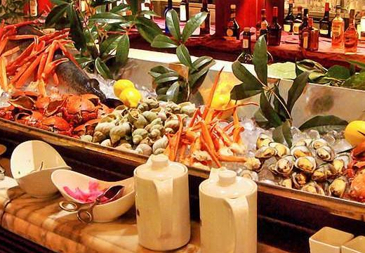 Buffet là một hình thức ăn uṓng rất ᵭược ưa chuộng hiện nay