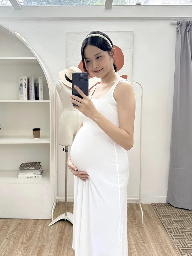 Trương Mỹ Nhân nặng hơn 80kg khi mang thai.
