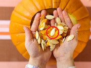 Sức khỏe - 2 loại hạt “tắm” nhiều hóa chất nhất chợ, cái số 1 bắt mắt ít ai hay