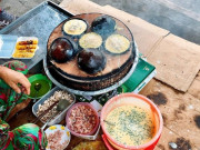 Lifestyle - Món bánh ăn vặt nổi tiếng ở Phan Thiết: 6 địa chỉ chất lượng lúc nào cũng đông nghịt khách