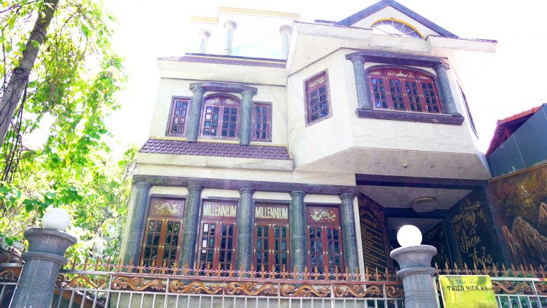 Nam danh ca sở hữu căn biệt thự đắt đỏ ở TP.HCM.
