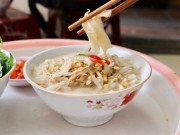 Lifestyle - Món ăn chỉ "lên ngôi" vào mùa nóng ở Hà Nội: Mách bạn 4 địa chỉ cực chất lượng rất ít người biết