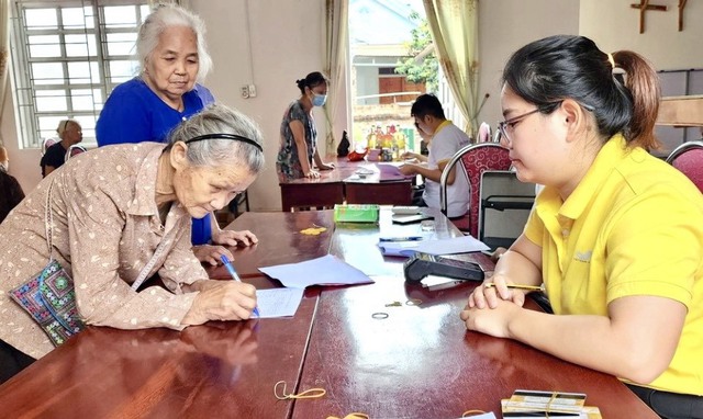 Từ 1/7/2025, nhiều người cao tuổi được hưởng thêm quyền lợi về trợ cấp hưu trí xã hội. Ảnh minh họa: TL