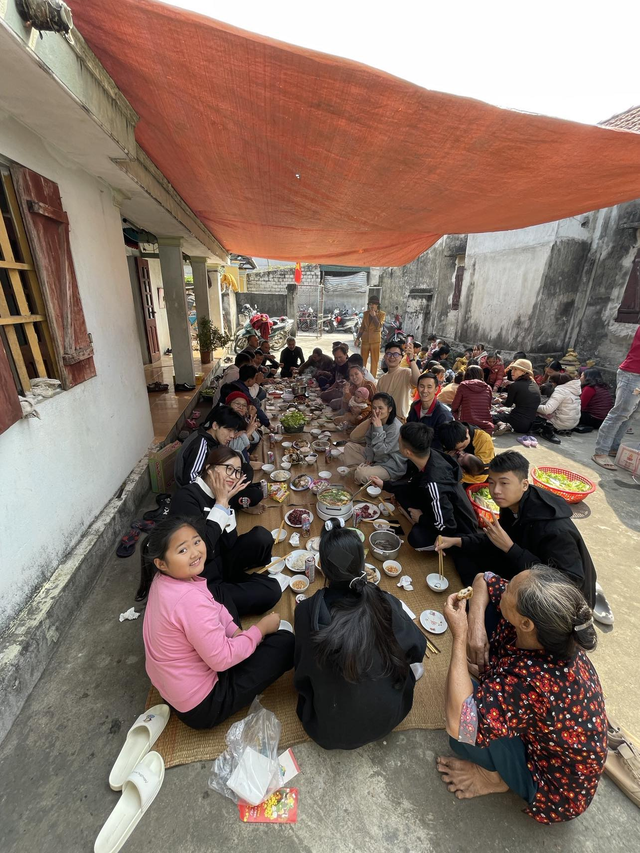 Gia đình bà Tiếp sum họp mỗi dịp quan trọng