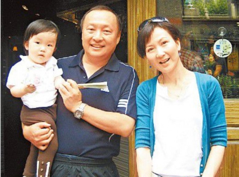 Nữ diễn viên tìm lại được hạnh phúc khi gặp gỡ Hân Thượng Vĩnh.