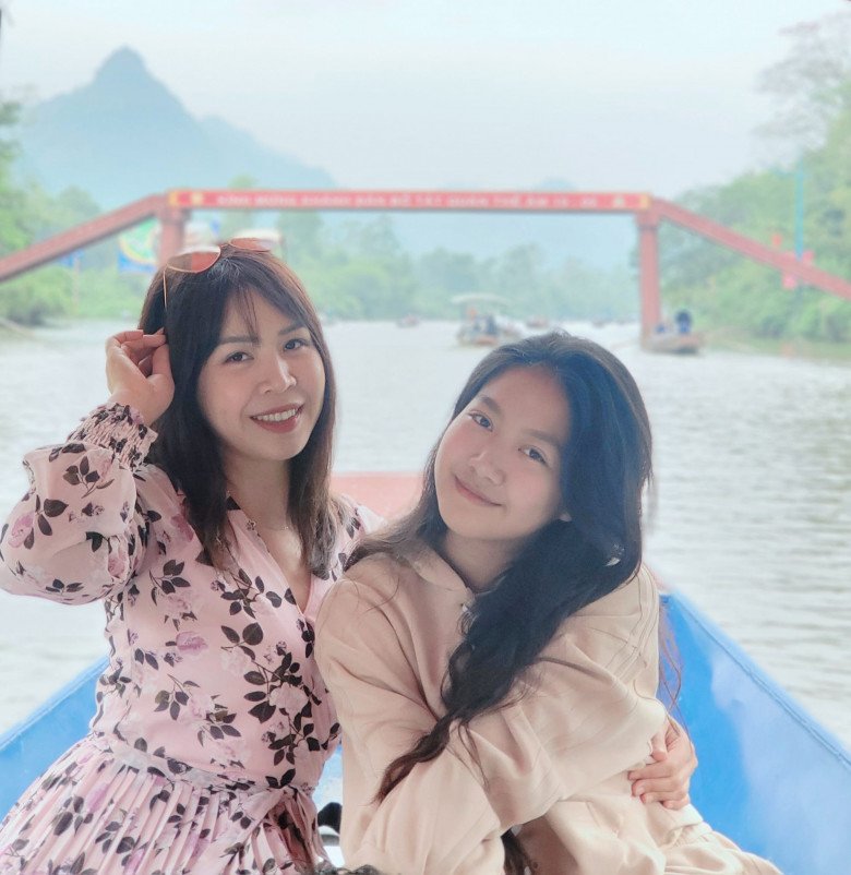 Con gái Mạnh Trường mong muốn làm diễn viên giống bố. 