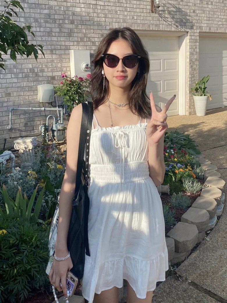 Minh Thư cho biết con gái không thích nơi quá đông người.