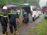 Tin tức - Vụ sạt lở đất vùi lấp xe khách ở Hà Giang: Đã tìm thấy 12 người, trong đó 8 người tử vong