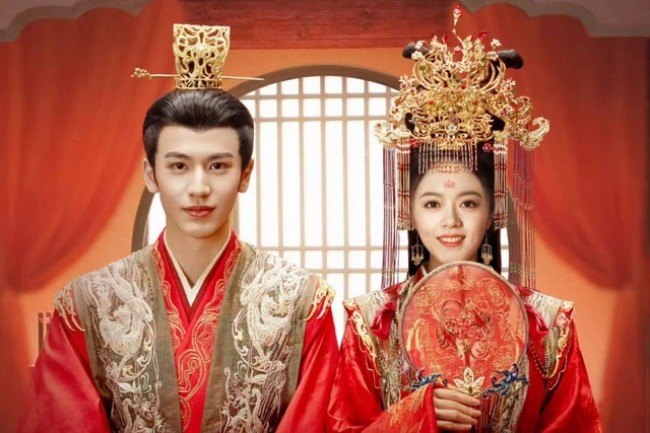 Độ Hoa Niên: Sức hút từ chuyện tình amp;#34;cảm lạnhamp;#34; của cặp đôi amp;#34;mỏ hỗnamp;#34;, bảo sao vượt mặt phim Lưu Diệc Phi - 1