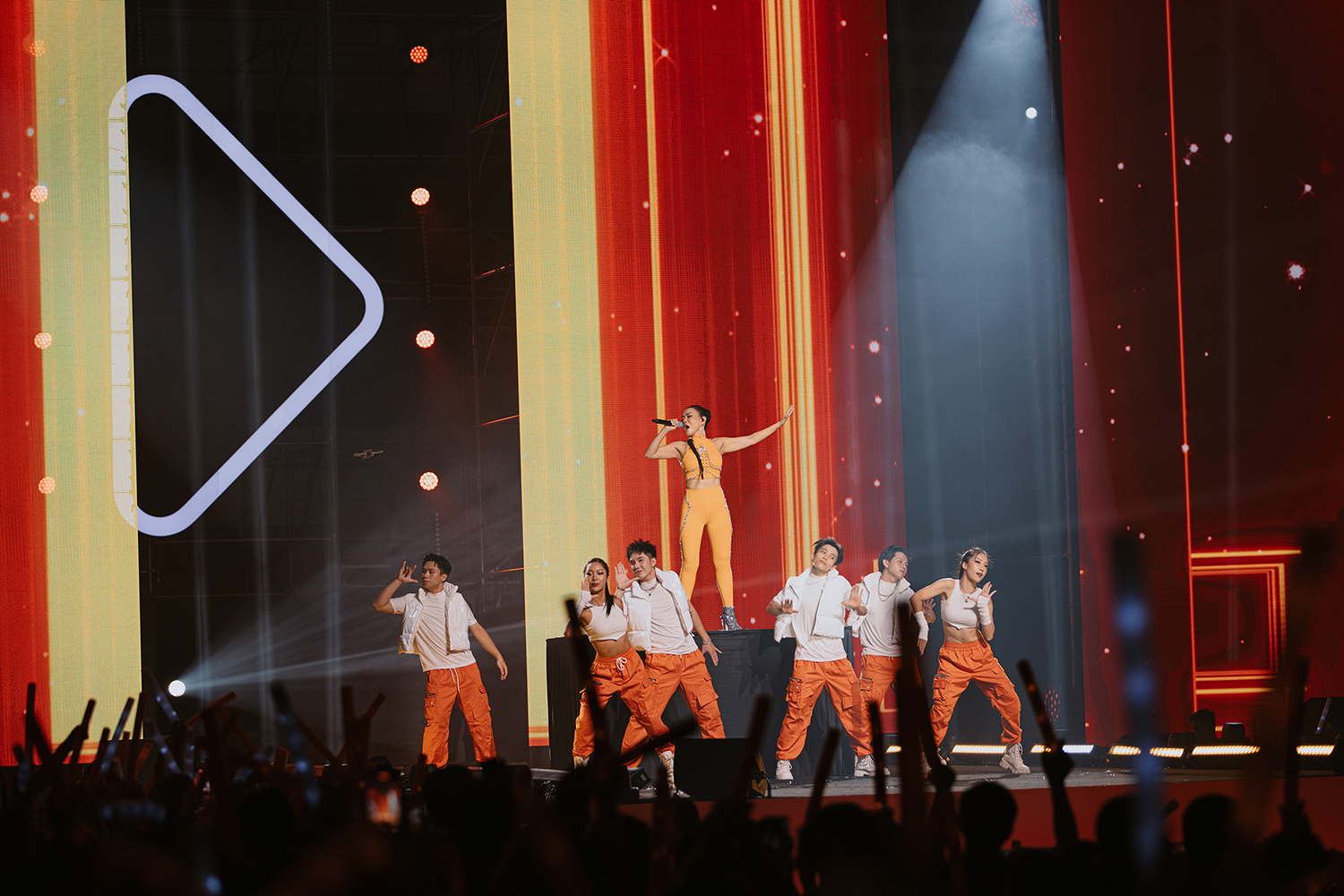 Giọng ca soprano của Thu Minh vẫn giữ vững phong độ theo năm tháng.