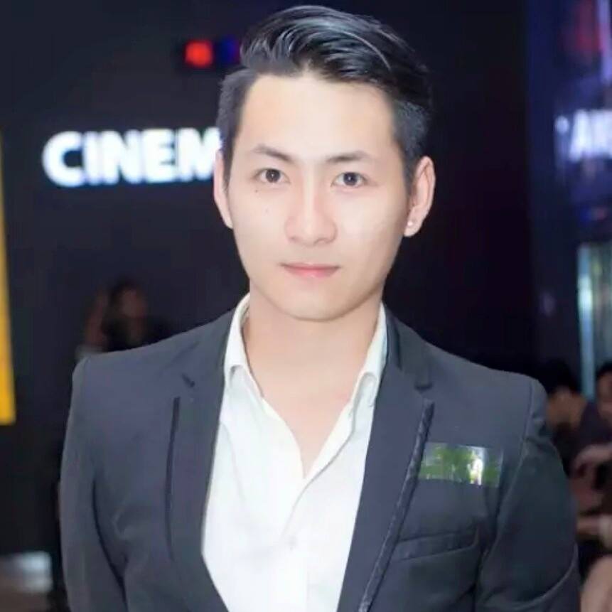 Sau khi rẽ hướng kinh doanh, nam diễn viên ít khi xuất hiện. 
