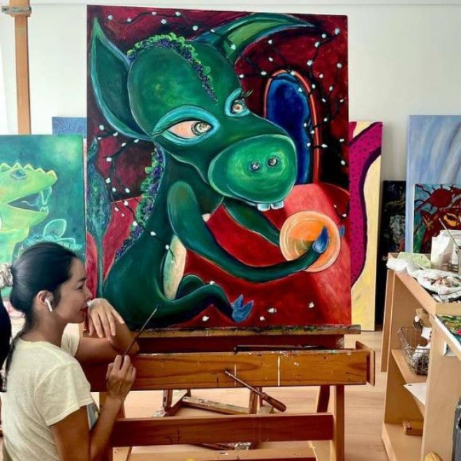 Lee Hye Young giờ sống nhàn hạ, thỉnh thoảng vẽ tranh.