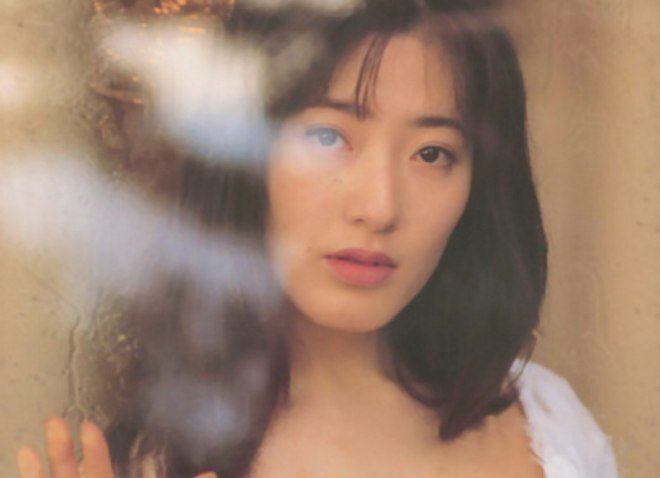 Đời chìm nổi của amp;#34;nữ thần lẳng lơamp;#34; đánh mất vòng 1 gợi cảm, đi bán mì với bạn trai - 6