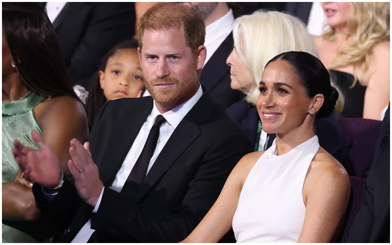 Meghan Markle là em dâu của Công nương Kate, vợ của Hoàng tử Harry, con trai út của Quốc vương Anh hiện tại.
