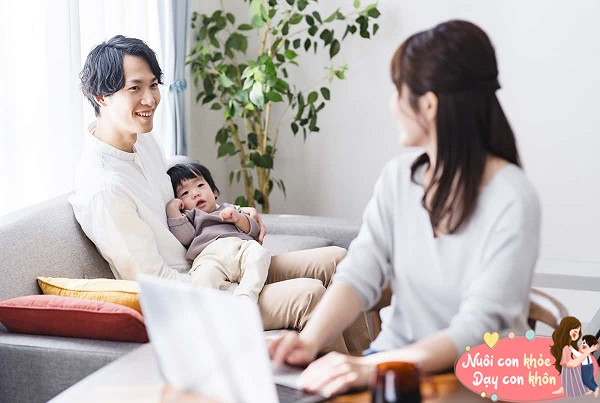 Chìa khóa tình yêu của bố mẹ dành cho con là sự buông bỏ đúng lúc.