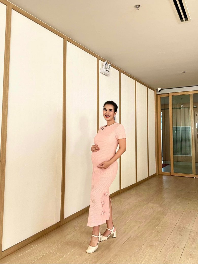 Võ Hạ Trâm hiện tại đã tăng gần 10kg.