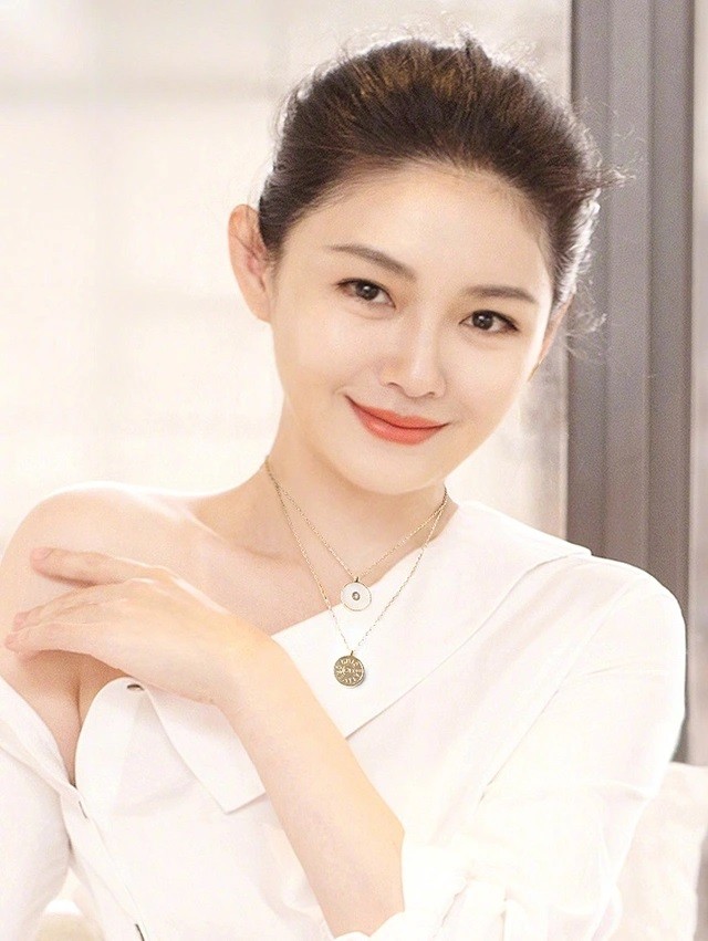 Từ Hy Viên từng là nữ thần Đài Loan, Trung Quốc.