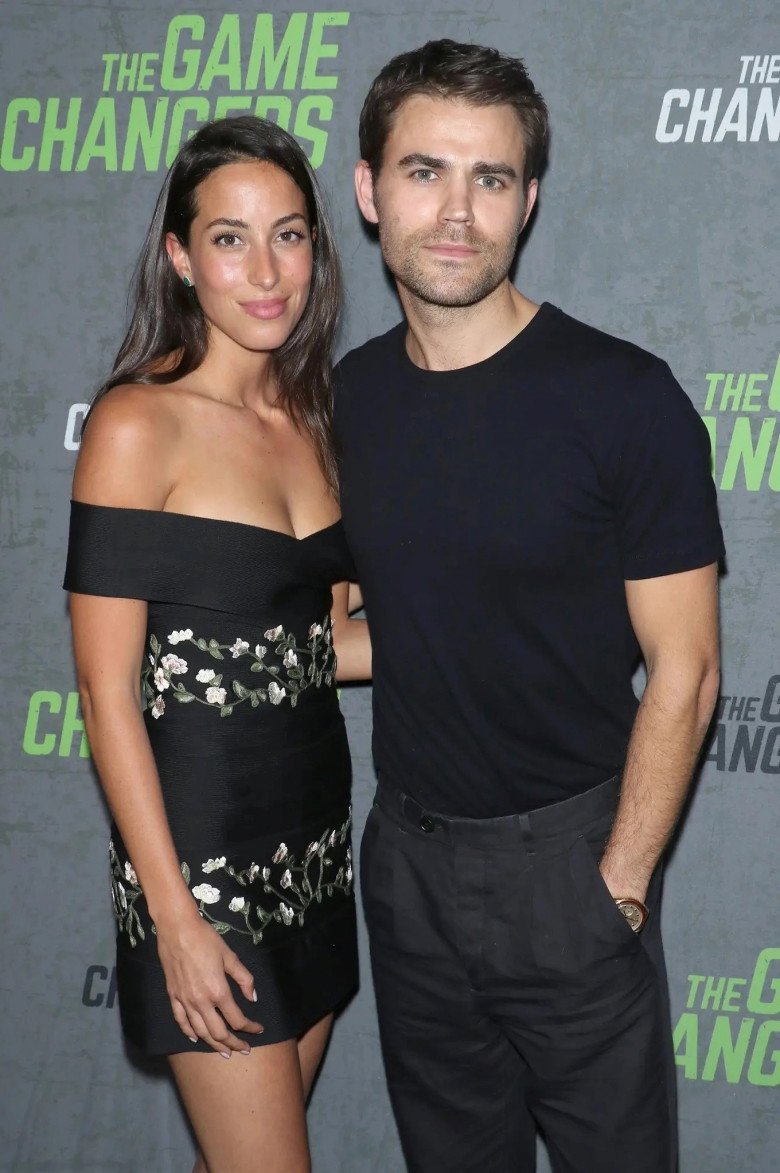 Ines từng kết hôn với Paul Wesley.