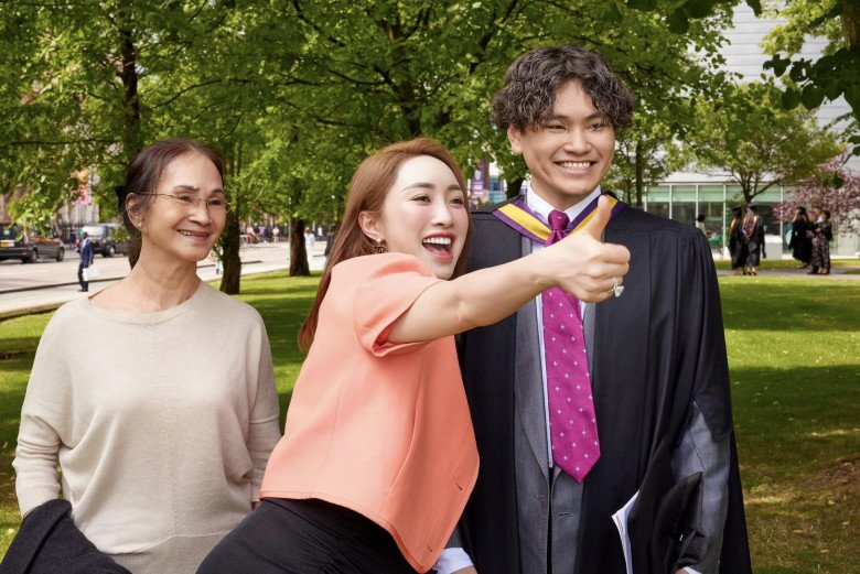 Lý Thùy Chang đối xử với con riêng của chồng như ruột thịt.