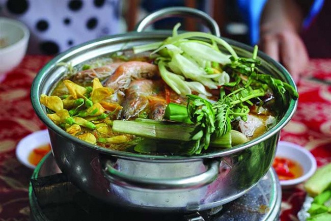 Là vùng sông nước, phù sa trù phú nên ẩm thực tại An Giang luôn hấp dẫn vì sự đa dạng của các nguyên liệu và độ đậm đà của gia vị.