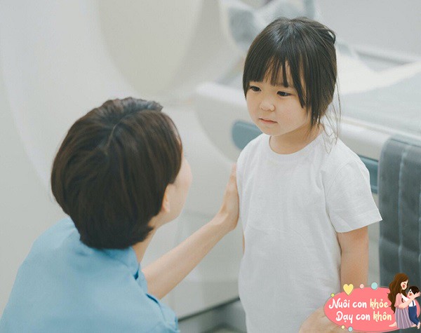 Trẻ có 3 biểu hiện ám chỉ bố mẹ đang dạy con sai cách - 5