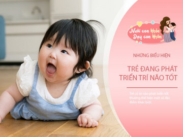Trẻ sơ sinh có 4 hành vi cho thấy trí não phát triển tốt, mẹ nên vui mừng
