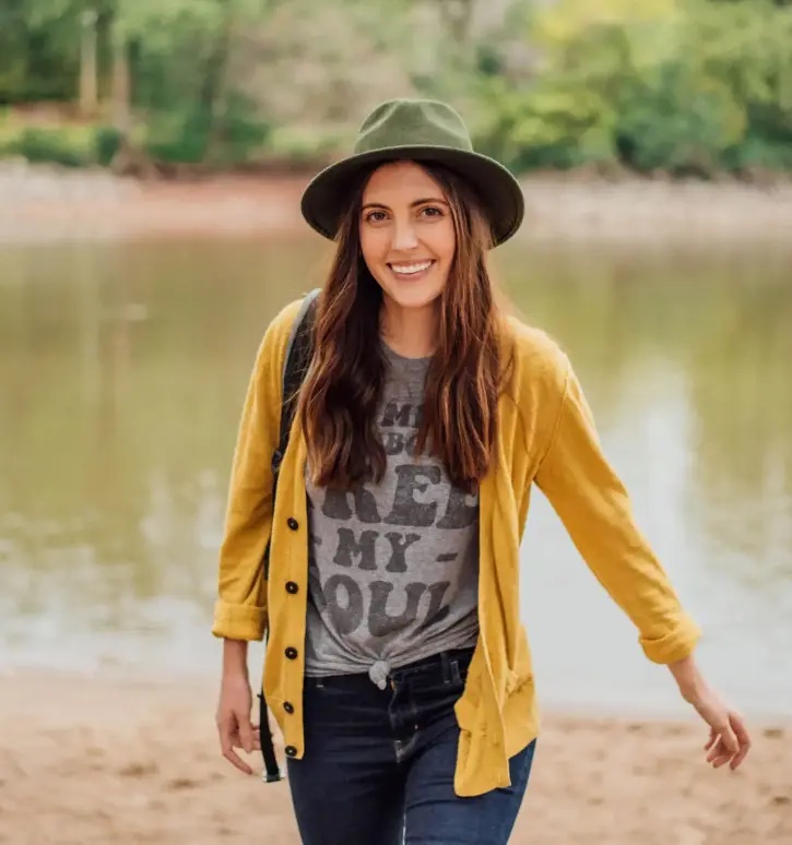 Một bản danh sách dài những cái tên sẽ được các chuyên gia như Timm gửi đén khách hàng để họ dễ dàng lựa chọn nhất.