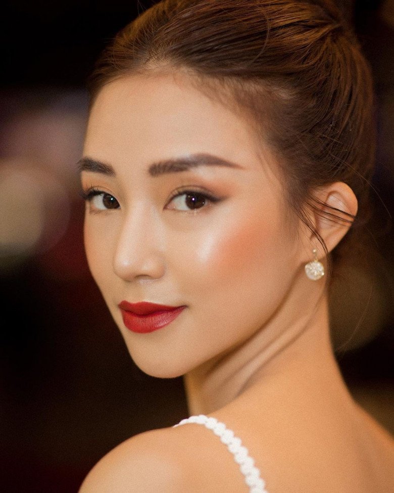 Salim là hot girl đình đám Hà Nội, nổi tiếng bởi vẻ ngoài xinh đẹp.